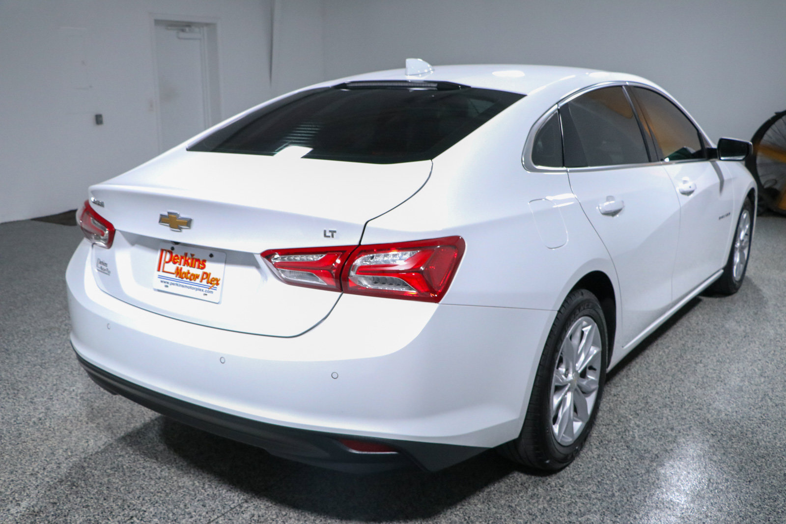 Used 2022 Chevrolet Malibu LT FWD image 7