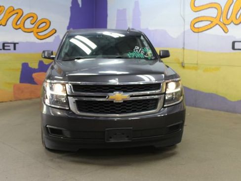Used 2017 Chevrolet Tahoe LS RWD image 3