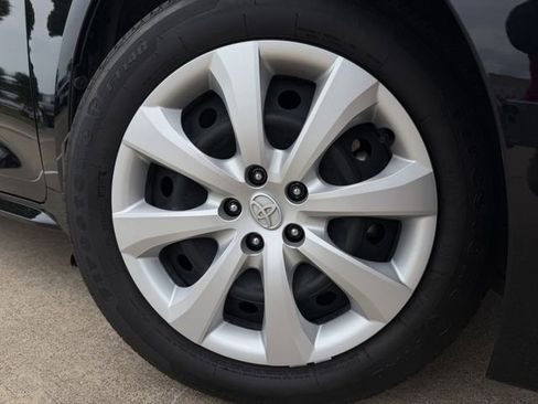 Used 2026 Toyota Corolla LE FWD image 10