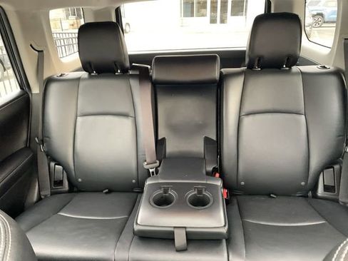 Used 2016 Toyota 4Runner Limited image 31