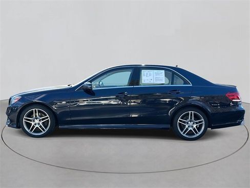 Used 2014 Mercedes-Benz E 350 4MATIC Sedan image 2