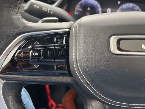 Used 2022 Jeep Grand Cherokee Overland image 46