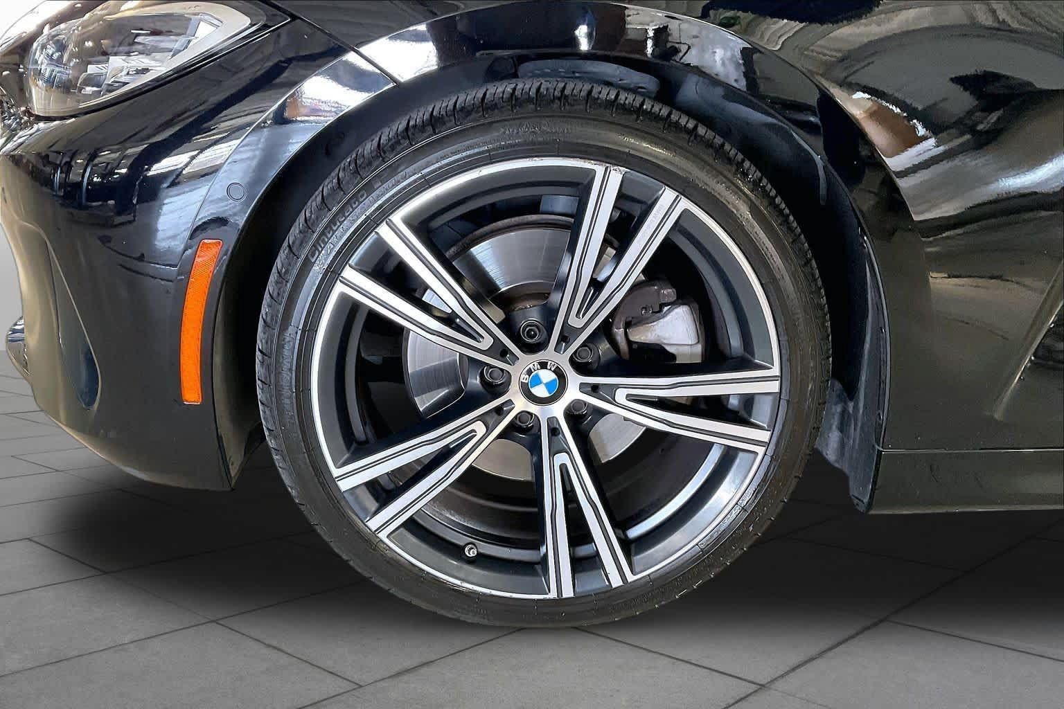 Used 2021 BMW 430i Coupe w/ Convenience Package RWD image 10