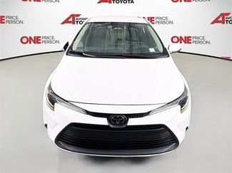 Used 2023 Toyota Corolla LE video 2