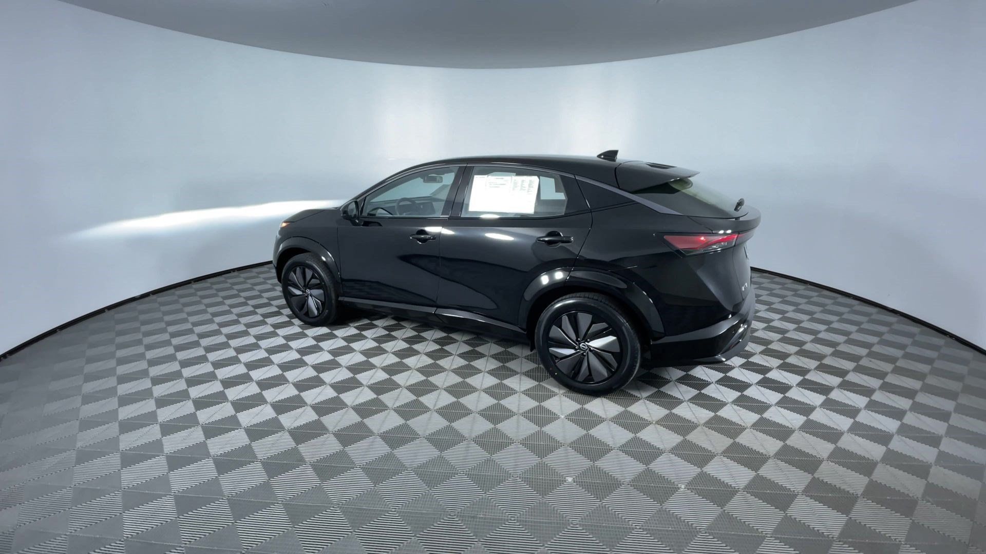 Certified 2024 Nissan Ariya AWD image 6