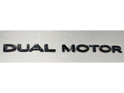 Used 2023 Tesla Model Y Long Range image 17