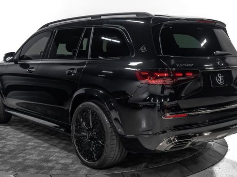 Used 2025 Mercedes-Benz Maybach GLS 600 4MATIC image 5