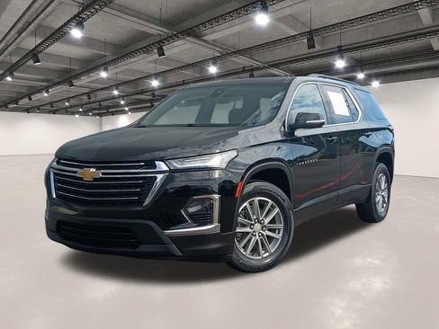Used 2023 Chevrolet Traverse LT FWD image 1