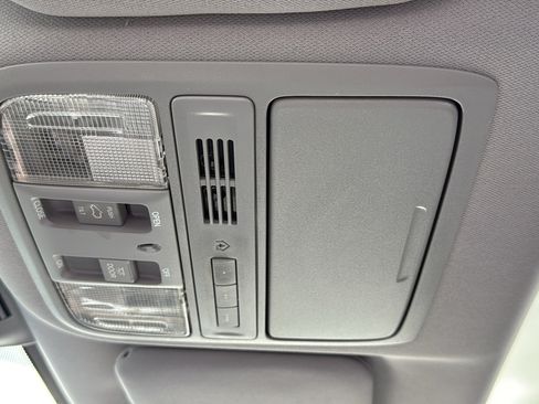 Used 2021 Honda CR-V EX-L image 27
