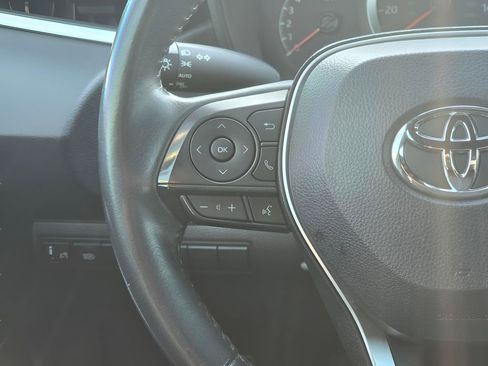 Used 2020 Toyota Corolla SE FWD image 16