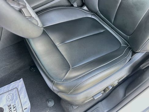 Used 2023 Jeep Grand Cherokee Limited RWD image 19