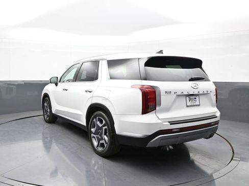 Used 2023 Hyundai Palisade SEL image 8