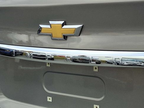 Used 2018 Chevrolet Impala Premier w/ Premier Confidence Package image 30