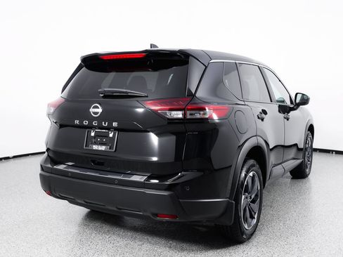 Used 2025 Nissan Rogue SV FWD image 8