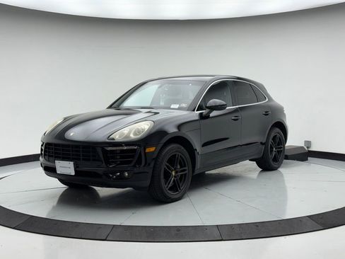 Used 2015 Porsche Macan S image 1