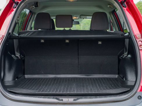 Used 2015 Toyota RAV4 LE FWD image 16