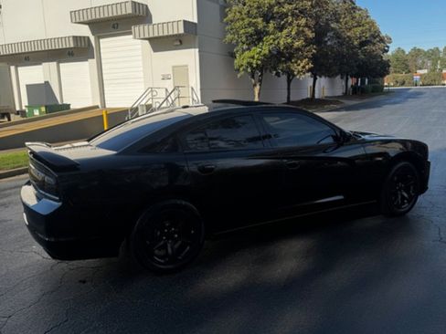 Used 2012 Dodge Charger SXT Plus image 8