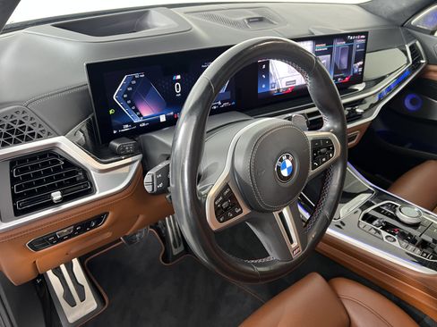 Used 2023 BMW X7 M60i w/ Executive Package image 17