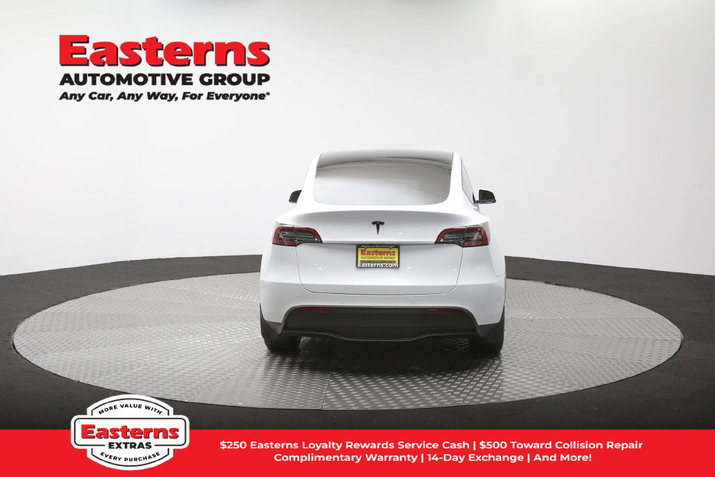 Used 2021 Tesla Model Y Long Range AWD/4WD image 34