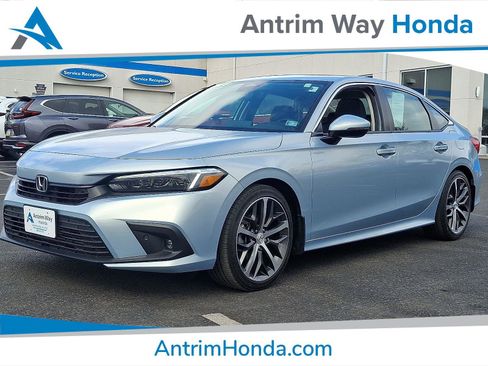 Used 2023 Honda Civic Touring image 1