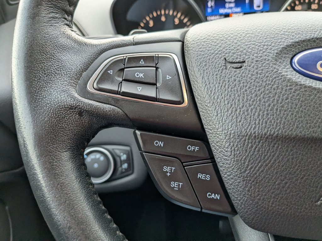 Used 2017 Ford Escape Titanium AWD/4WD image 25