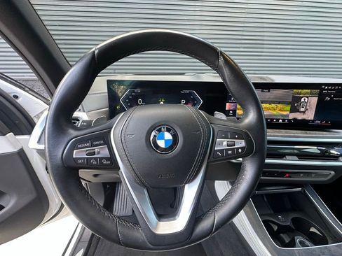 Used 2024 BMW X5 sDrive40i w/ Parking Assistance Package RWD image 18