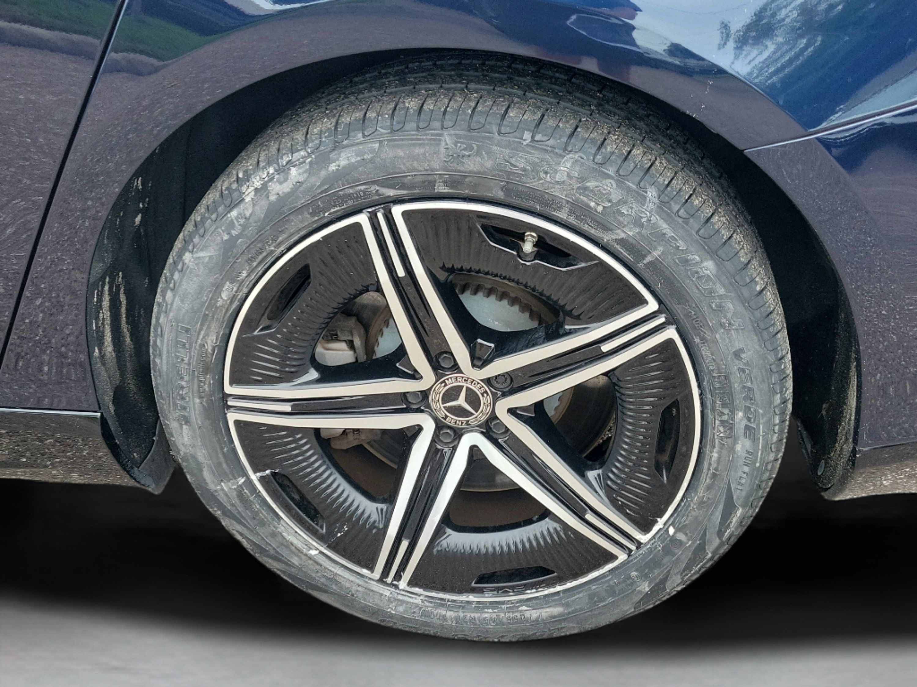 Certified 2024 Mercedes-Benz EQS 580 4MATIC Sedan image 30