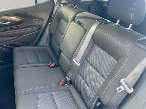 Certified 2024 GMC Terrain SLE image 9