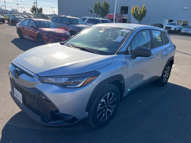 Used 2025 Toyota Corolla Cross AWD Hybrid image 7