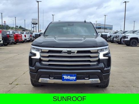 New 2026 Chevrolet Silverado 1500 High Country w/ High Country Premium Package AWD/4WD image 3