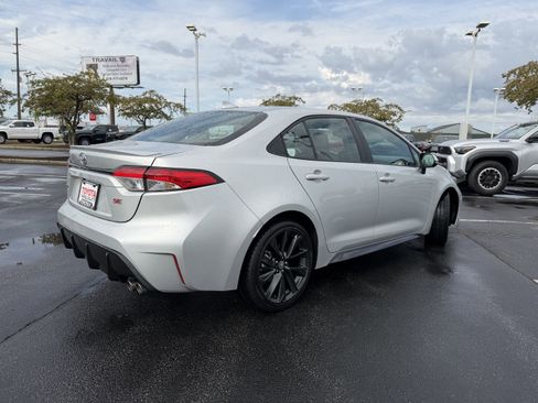 Certified 2024 Toyota Corolla SE image 9