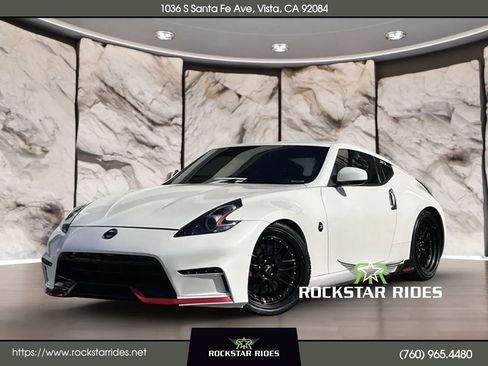 Used 2018 Nissan 370Z Coupe RWD image 1