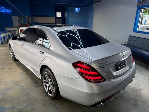 Used 2019 Mercedes-Benz S 560 4MATIC Sedan w/ AMG Line Exterior image 7