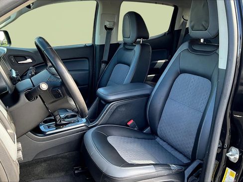 Used 2018 Chevrolet Colorado Z71 image 23