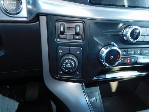 New 2025 Ford F150 Lariat w/ Equipment Group 501A Mid image 34