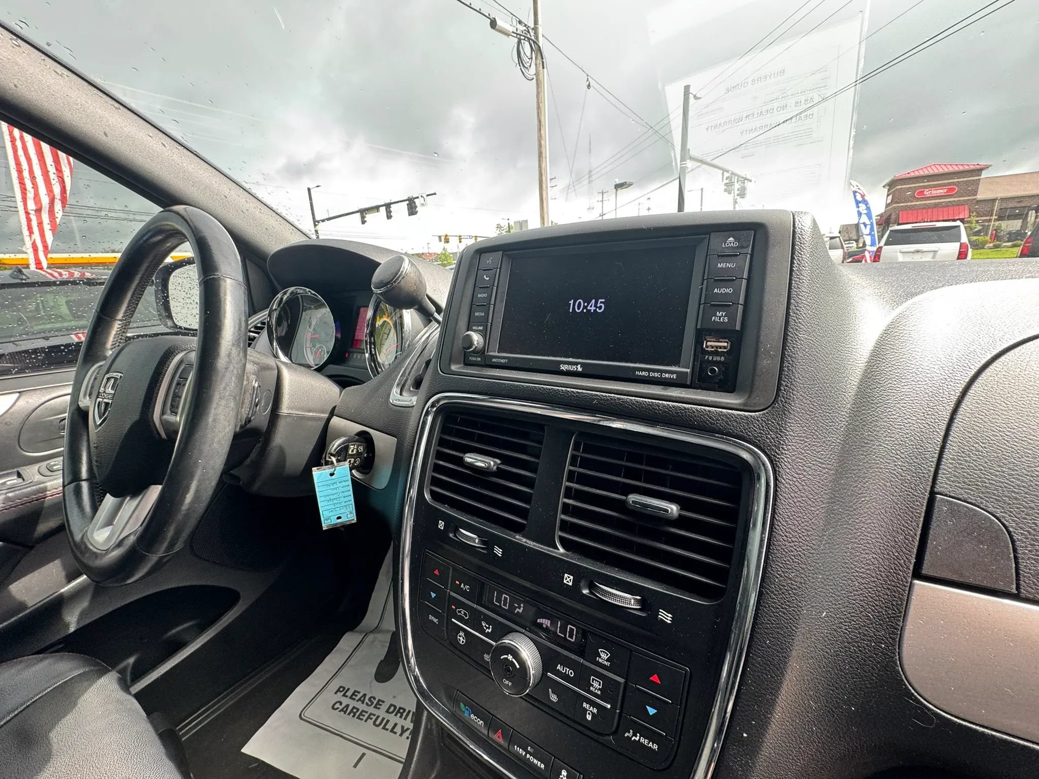 Used 2018 Dodge Grand Caravan GT FWD image 32