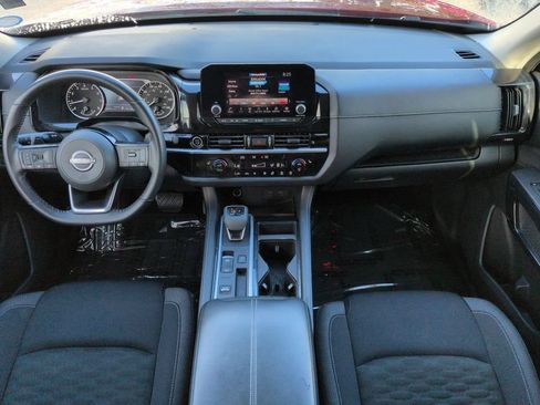 Certified 2023 Nissan Pathfinder SV FWD image 15