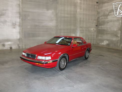 Used 1990 Chrysler TC by Maserati TC image 2