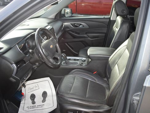 Used 2019 Chevrolet Traverse Premier AWD/4WD image 8