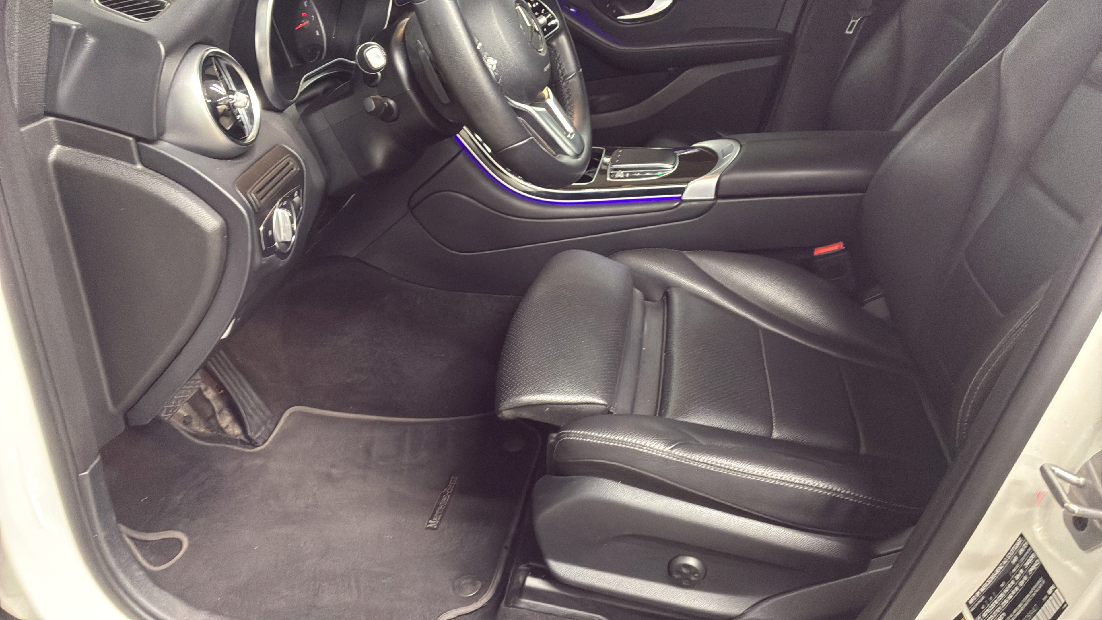 Certified 2022 Mercedes-Benz GLC 300 image 18