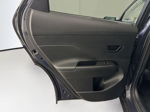 Used 2025 Hyundai Kona SEL image 27