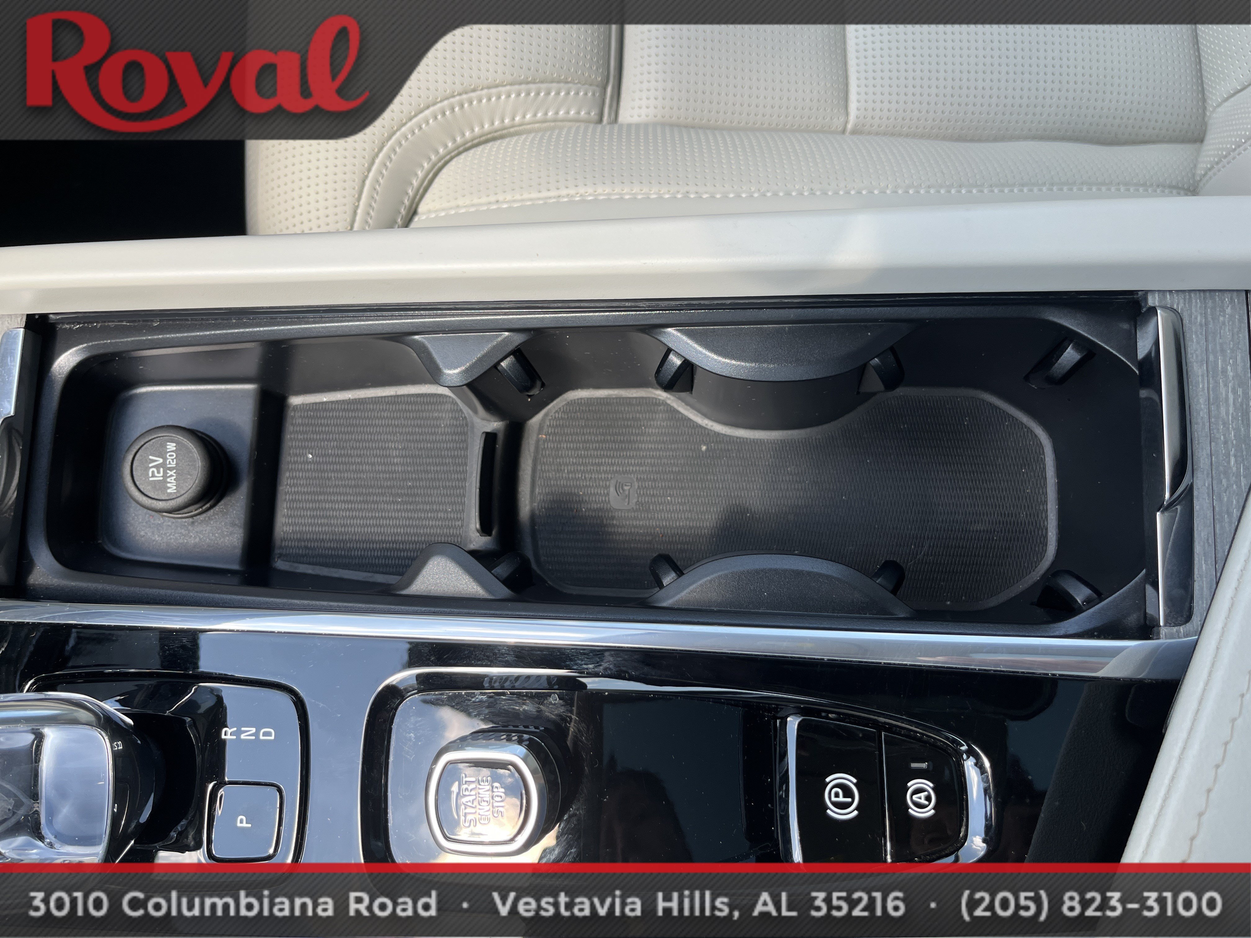 Certified 2025 Volvo XC60 B5 Ultra w/ Protection Package Premier AWD/4WD image 20