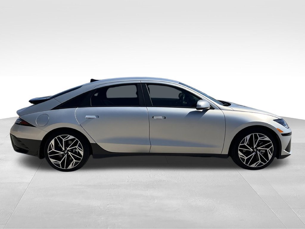 Used 2024 Hyundai Ioniq 6 SEL RWD image 6