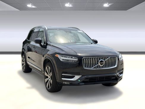 Certified 2024 Volvo XC90 B6 Plus w/ Protection Package Premier AWD/4WD image 6