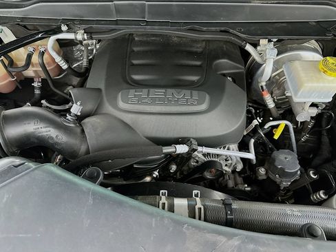 Used 2022 RAM 2500 Tradesman AWD/4WD image 31