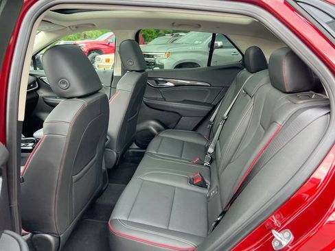 Used 2023 Buick Envision Essence w/ Sport Touring Package AWD/4WD image 24
