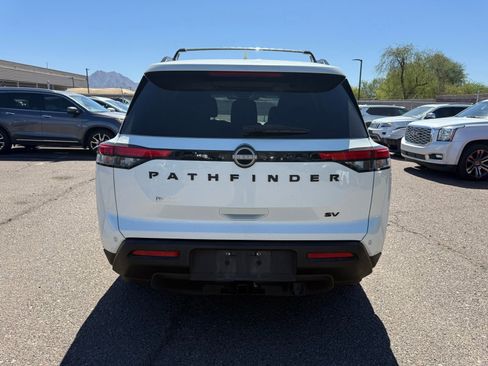 Used 2022 Nissan Pathfinder SV w/ SV Premium Package FWD image 6
