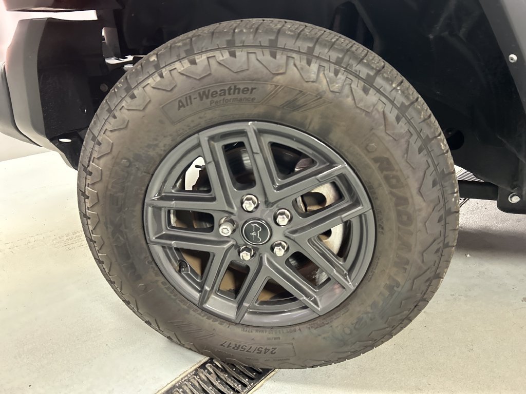 Used 2024 Jeep Wrangler Sport AWD/4WD image 9
