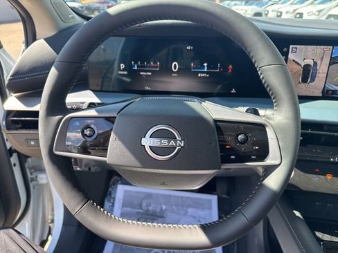 New 2025 Nissan Murano SL image 10