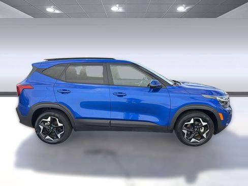 Used 2025 Kia Seltos S FWD image 8